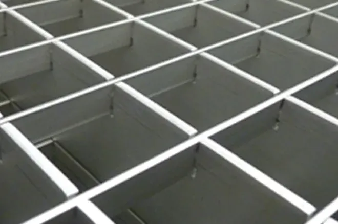 Stainless steel grating