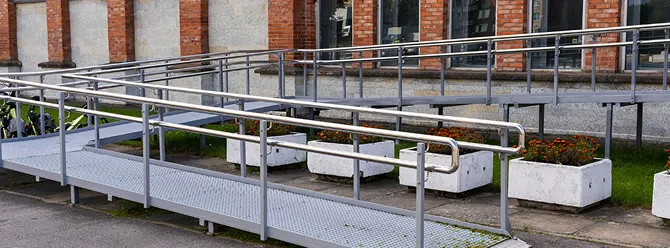 Ramps and entrance zones
